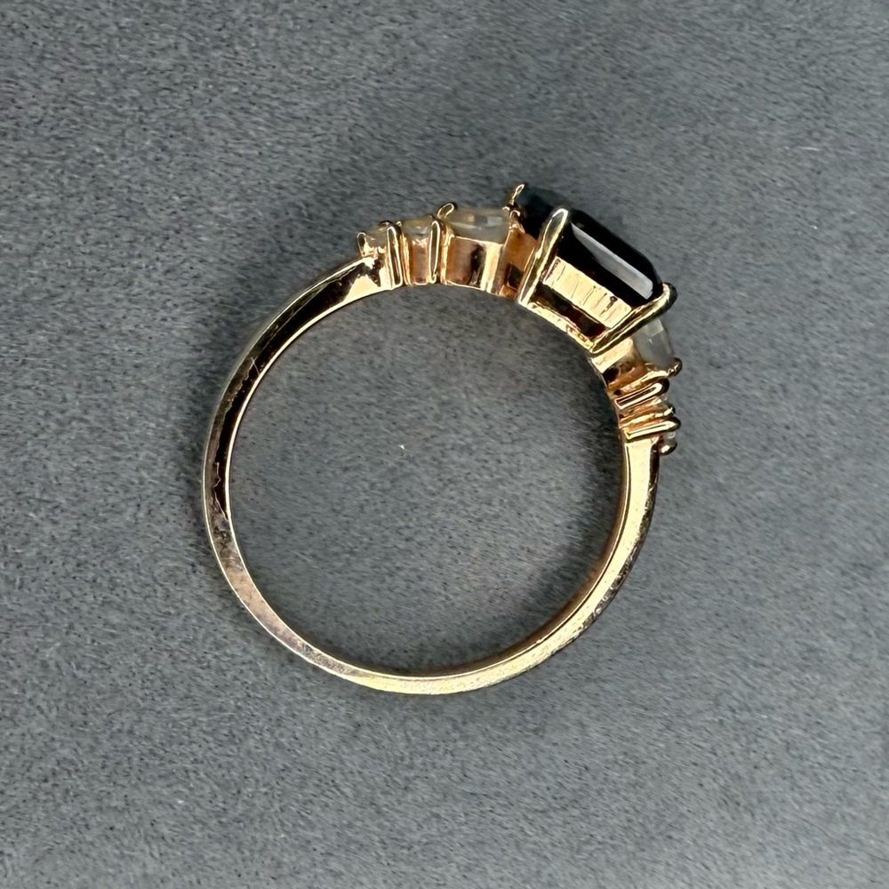 Custom made alexandrite, moonstone and rose gold ring - Picture 4 of 10